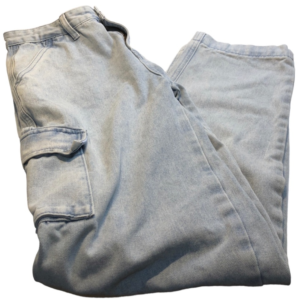 Denim Amnesia off line Cargo Light wash Jeans Size 15/16 Regular cut leg